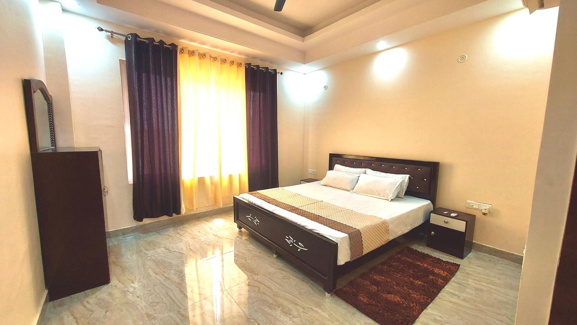 Ramalayam Inn Ayodhya エクステリア 写真